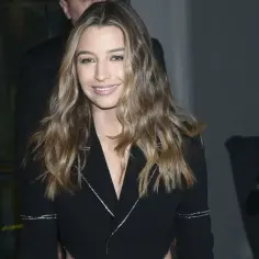 Julia Wieniawa: Sukcesy i relacje rodzinne - kulisy kariery i życia gwiazdy